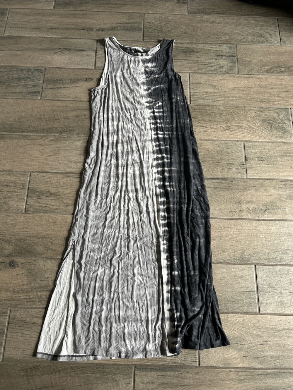 Simply Vera Vera Wang Black & Gray Sleeveless Tie-Dye Maxi Dress